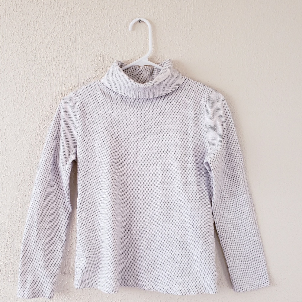 LIZ CLAIBORNE TURTLENECK
